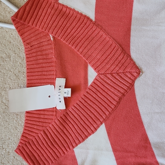 NWT Orange and White Striped V-neck Sweater - Picture 3 of 6